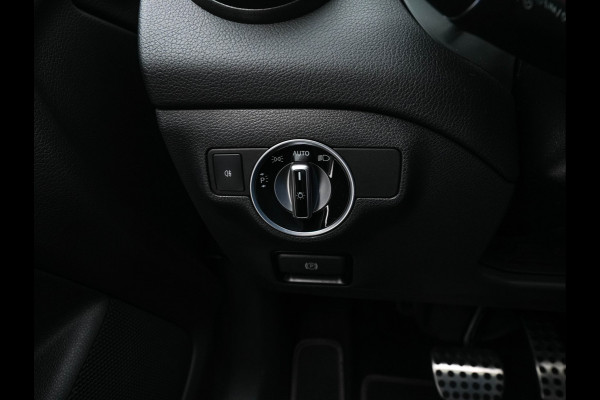 Mercedes-Benz CLA-Klasse AMG 45 4MATIC Ambition Aut. *PANO | AMG-AERO-PACK | RECARO-SPORTSEATS | MICROFIBRE | FULL-LED | MEMORY-PACK | HARMAN/KARDON-SURROUD | KEYLESS | HEATED-SEATS | NAVI-FULLMAP | SHIFT-PADDLES | 19''ALU*