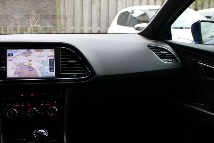 Seat Leon 1.0 TSI FR Ultimate Edition Camera CarPlay Navi Nap Seat Leon 1.0 TSI FR Ultimate Edition Camera CarPlay Navi Nap