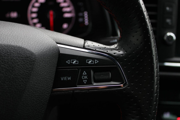 Seat Leon 1.0 TSI FR Ultimate Edition Camera CarPlay Navi Nap Seat Leon 1.0 TSI FR Ultimate Edition Camera CarPlay Navi Nap