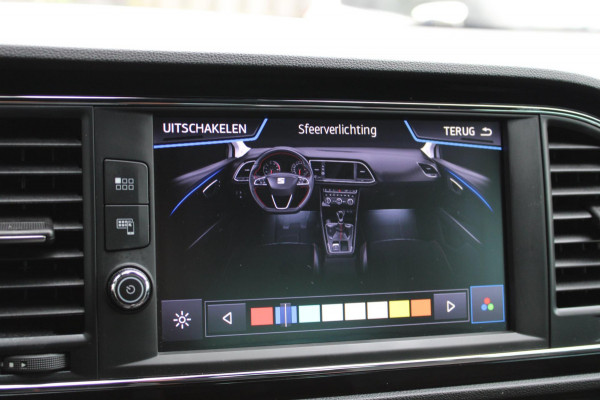 Seat Leon 1.0 TSI FR Ultimate Edition Camera CarPlay Navi Nap Seat Leon 1.0 TSI FR Ultimate Edition Camera CarPlay Navi Nap