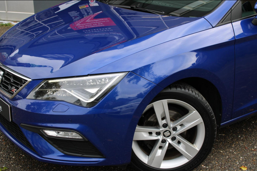 Seat Leon 1.0 TSI FR Ultimate Edition Camera CarPlay Navi Nap Seat Leon 1.0 TSI FR Ultimate Edition Camera CarPlay Navi Nap