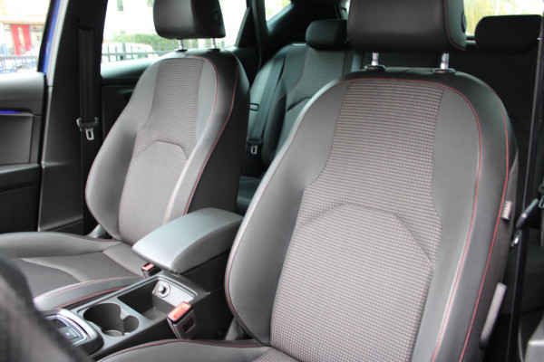 Seat Leon 1.0 TSI FR Ultimate Edition Camera CarPlay Navi Nap Seat Leon 1.0 TSI FR Ultimate Edition Camera CarPlay Navi Nap