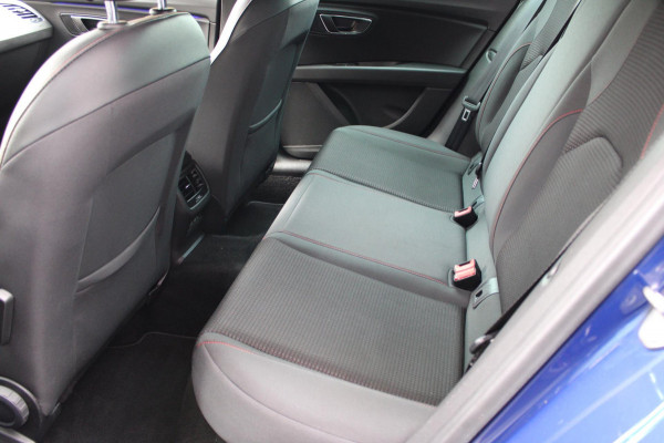 Seat Leon 1.0 TSI FR Ultimate Edition Camera CarPlay Navi Nap Seat Leon 1.0 TSI FR Ultimate Edition Camera CarPlay Navi Nap