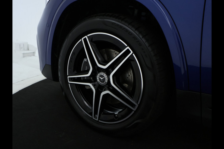 Mercedes-Benz GLA 250 e AMG Plug-In Hybride Edition AMG Line | Night Pakket | Distronic | 360° Camera | AC en DC Laden | MultiBeam Koplampen | Stuur en Stoeverwarming. Inclusief 24 maanden Mercedes-Benz Certified garantie voor Europa.