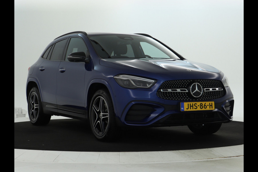 Mercedes-Benz GLA 250 e AMG Plug-In Hybride Edition AMG Line | Night Pakket | Distronic | 360° Camera | AC en DC Laden | MultiBeam Koplampen | Stuur en Stoeverwarming. Inclusief 24 maanden Mercedes-Benz Certified garantie voor Europa.