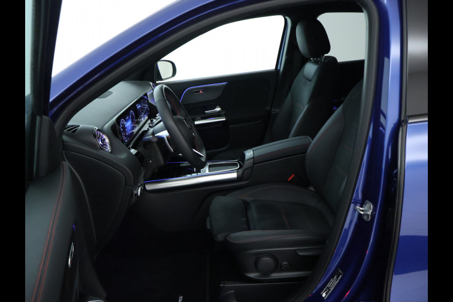 Mercedes-Benz GLA 250 e AMG Plug-In Hybride Edition AMG Line | Night Pakket | Distronic | 360° Camera | AC en DC Laden | MultiBeam Koplampen | Stuur en Stoeverwarming. Inclusief 24 maanden Mercedes-Benz Certified garantie voor Europa.