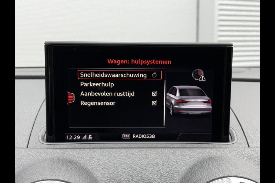 Audi A3 Limousine 35 TFSI CoD Sport S Line Edition | S-Line | Panoramadak | Draadloze telefoonlader