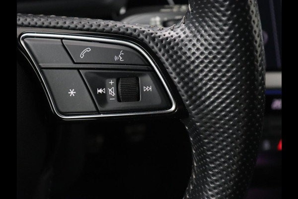 Audi A3 35 TFSI Edition One | Trekhaak | Park Assist | Matrix LED | Carplay | Adaptive cruise | Sportstoelen | Virtual Cockpit | Navigatie | Half leder | Climate control | Bluetooth