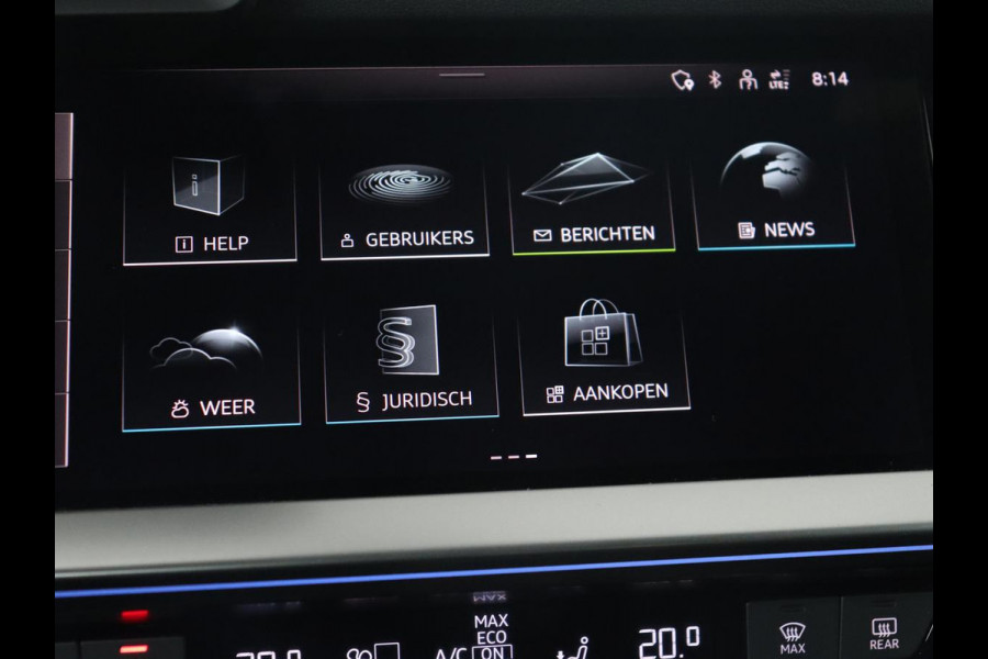 Audi A3 35 TFSI Edition One | Trekhaak | Park Assist | Matrix LED | Carplay | Adaptive cruise | Sportstoelen | Virtual Cockpit | Navigatie | Half leder | Climate control | Bluetooth