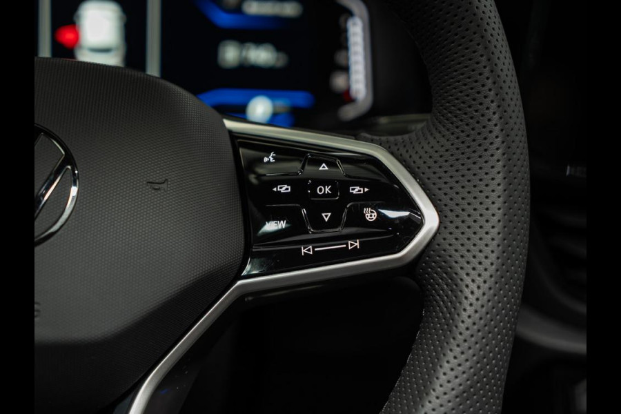 Volkswagen T-Roc 1.5 TSI 3 x R-Line Business+ | Massage | Black Style