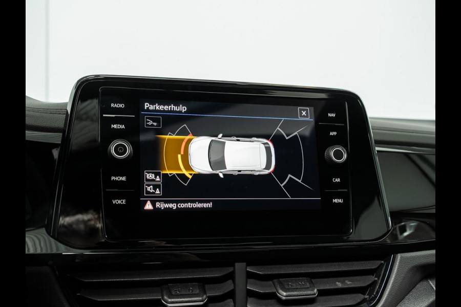 Volkswagen T-Roc 1.5 TSI 3 x R-Line Business+ | Massage | Black Style