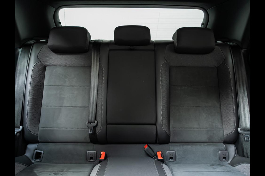 Volkswagen T-Roc 1.5 TSI 3 x R-Line Business+ | Massage | Black Style