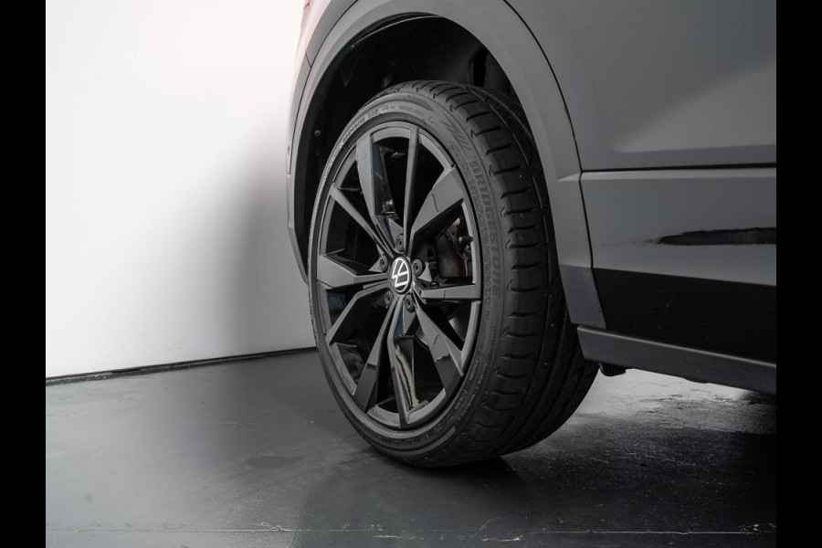 Volkswagen T-Roc 1.5 TSI 3 x R-Line Business+ | Massage | Black Style