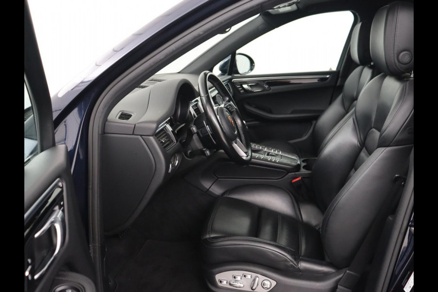 Porsche Macan 2.0 | GTS Pack | Panoramadak | Bose | Carplay | Camera | 18 voudige sportstoelen | Stoelverwarming | Trekhaak | Navigatie | Leder | Memory | DAB+ | 21'' Turbo velgen Porsche Macan 2.0 | GTS Pack | Panoramadak | Bose | Carplay | Camera | 18 voudige sportstoelen | Stoelverwarming | Trekhaak | Navigatie | Leder | Memory | DAB+ | 21'' Turbo velgen