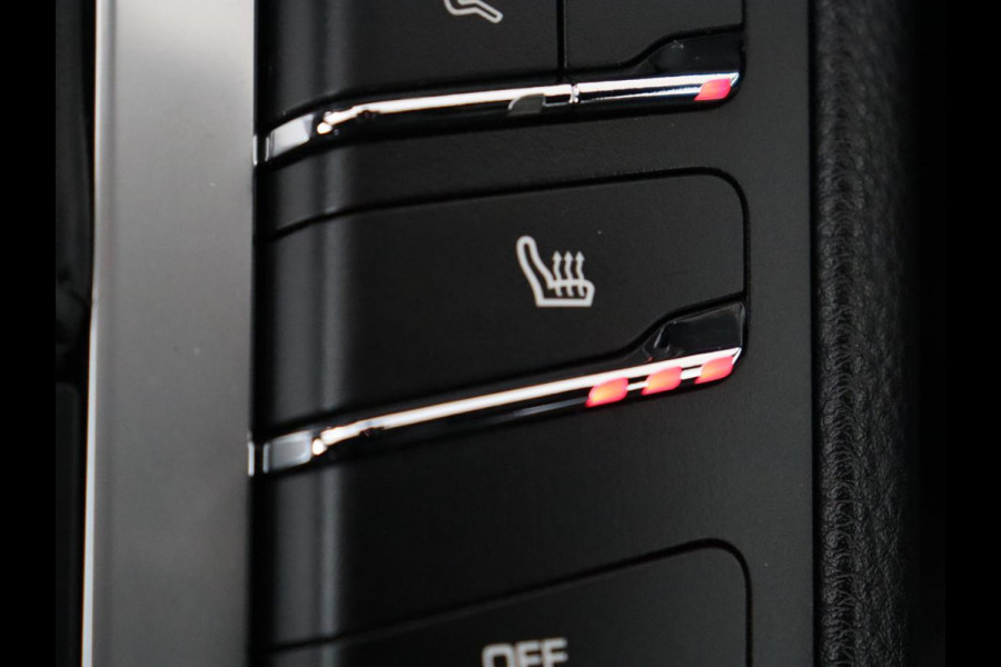 Porsche Macan 2.0 | GTS Pack | Panoramadak | Bose | Carplay | Camera | 18 voudige sportstoelen | Stoelverwarming | Trekhaak | Navigatie | Leder | Memory | DAB+ | 21'' Turbo velgen Porsche Macan 2.0 | GTS Pack | Panoramadak | Bose | Carplay | Camera | 18 voudige sportstoelen | Stoelverwarming | Trekhaak | Navigatie | Leder | Memory | DAB+ | 21'' Turbo velgen