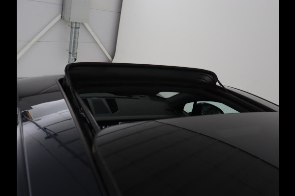 Porsche Macan 2.0 | GTS Pack | Panoramadak | Bose | Carplay | Camera | 18 voudige sportstoelen | Stoelverwarming | Trekhaak | Navigatie | Leder | Memory | DAB+ | 21'' Turbo velgen Porsche Macan 2.0 | GTS Pack | Panoramadak | Bose | Carplay | Camera | 18 voudige sportstoelen | Stoelverwarming | Trekhaak | Navigatie | Leder | Memory | DAB+ | 21'' Turbo velgen