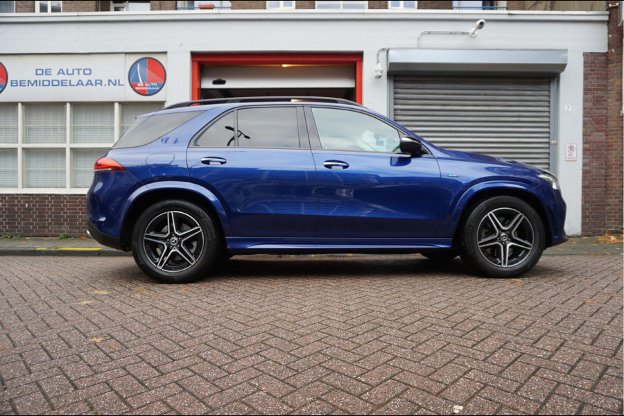 Mercedes-Benz GLE 350 e 4MATIC AMG Line NIGHT pakket | Trekhaak | Mercedes onderhouden | Adaptieve cruise + Lane departure | Sfeerverlichting | Mercedes-Benz GLE 350 e 4MATIC AMG Line NIGHT pakket | Trekhaak | Mercedes onderhouden | Adaptieve cruise + Lane departure | Sfeerverlichting |