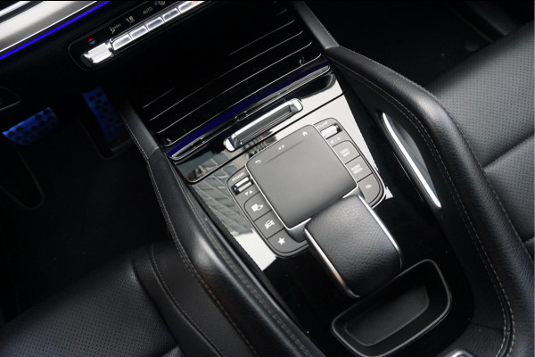 Mercedes-Benz GLE 350 e 4MATIC AMG Line NIGHT pakket | Trekhaak | Mercedes onderhouden | Adaptieve cruise + Lane departure | Sfeerverlichting | Mercedes-Benz GLE 350 e 4MATIC AMG Line NIGHT pakket | Trekhaak | Mercedes onderhouden | Adaptieve cruise + Lane departure | Sfeerverlichting |