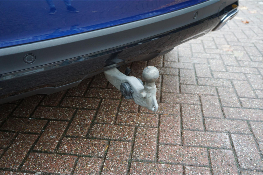 Mercedes-Benz GLE 350 e 4MATIC AMG Line NIGHT pakket | Trekhaak | Mercedes onderhouden | Adaptieve cruise + Lane departure | Sfeerverlichting | Mercedes-Benz GLE 350 e 4MATIC AMG Line NIGHT pakket | Trekhaak | Mercedes onderhouden | Adaptieve cruise + Lane departure | Sfeerverlichting |