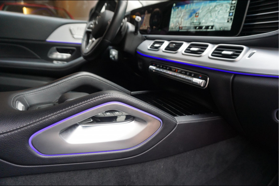 Mercedes-Benz GLE 350 e 4MATIC AMG Line NIGHT pakket | Trekhaak | Mercedes onderhouden | Adaptieve cruise + Lane departure | Sfeerverlichting | Mercedes-Benz GLE 350 e 4MATIC AMG Line NIGHT pakket | Trekhaak | Mercedes onderhouden | Adaptieve cruise + Lane departure | Sfeerverlichting |
