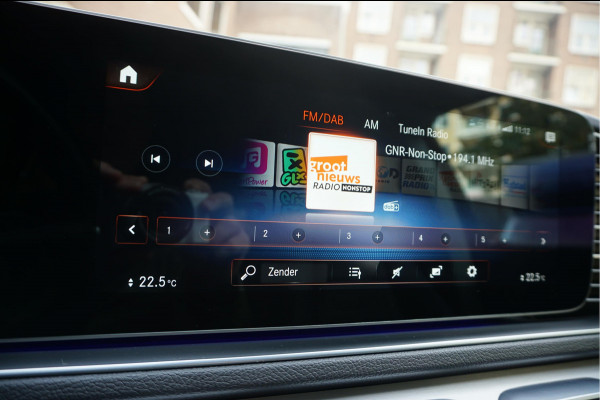 Mercedes-Benz GLE 350 e 4MATIC AMG Line NIGHT pakket | Trekhaak | Mercedes onderhouden | Adaptieve cruise + Lane departure | Sfeerverlichting | Mercedes-Benz GLE 350 e 4MATIC AMG Line NIGHT pakket | Trekhaak | Mercedes onderhouden | Adaptieve cruise + Lane departure | Sfeerverlichting |