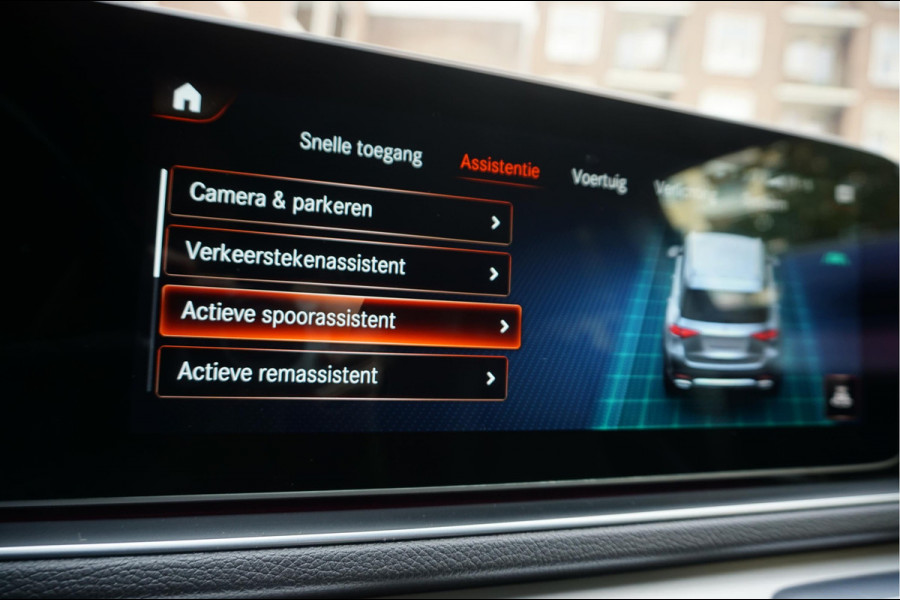 Mercedes-Benz GLE 350 e 4MATIC AMG Line NIGHT pakket | Trekhaak | Mercedes onderhouden | Adaptieve cruise + Lane departure | Sfeerverlichting | Mercedes-Benz GLE 350 e 4MATIC AMG Line NIGHT pakket | Trekhaak | Mercedes onderhouden | Adaptieve cruise + Lane departure | Sfeerverlichting |