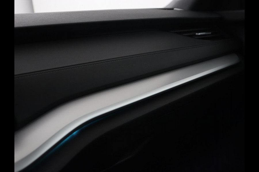 Škoda Octavia 1.0 e-TSI Sport | Carplay | Sfeerverlichting | Sportstoelen | Navigatie | Parkeerhulp | Climate control | Cruise control Škoda Octavia 1.0 e-TSI Sport | Carplay | Sfeerverlichting | Sportstoelen | Navigatie | Parkeerhulp | Climate control | Cruise control