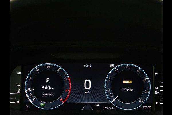 Škoda Octavia 1.0 e-TSI Sport | Carplay | Sfeerverlichting | Sportstoelen | Navigatie | Parkeerhulp | Climate control | Cruise control Škoda Octavia 1.0 e-TSI Sport | Carplay | Sfeerverlichting | Sportstoelen | Navigatie | Parkeerhulp | Climate control | Cruise control