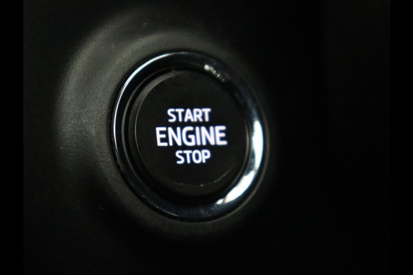 Škoda Octavia 1.0 e-TSI Sport | Carplay | Sfeerverlichting | Sportstoelen | Navigatie | Parkeerhulp | Climate control | Cruise control Škoda Octavia 1.0 e-TSI Sport | Carplay | Sfeerverlichting | Sportstoelen | Navigatie | Parkeerhulp | Climate control | Cruise control