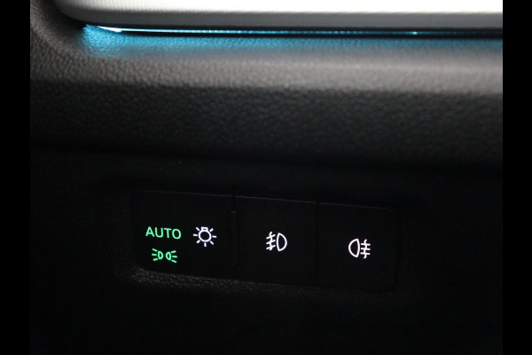 Škoda Octavia 1.0 e-TSI Sport | Carplay | Sfeerverlichting | Sportstoelen | Navigatie | Parkeerhulp | Climate control | Cruise control Škoda Octavia 1.0 e-TSI Sport | Carplay | Sfeerverlichting | Sportstoelen | Navigatie | Parkeerhulp | Climate control | Cruise control