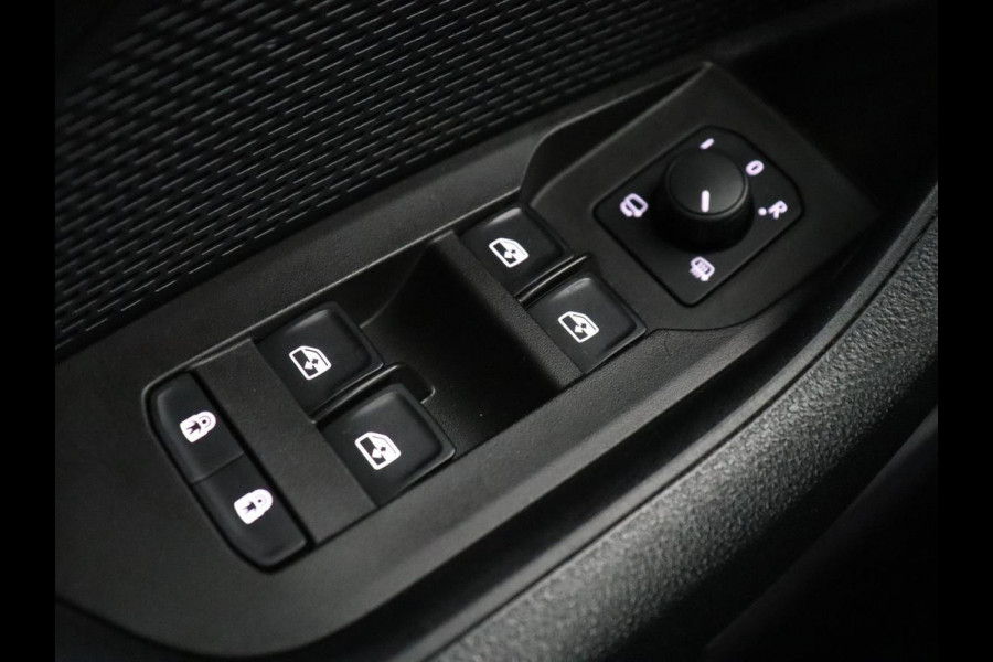 Škoda Octavia 1.0 e-TSI Sport | Carplay | Sfeerverlichting | Sportstoelen | Navigatie | Parkeerhulp | Climate control | Cruise control Škoda Octavia 1.0 e-TSI Sport | Carplay | Sfeerverlichting | Sportstoelen | Navigatie | Parkeerhulp | Climate control | Cruise control