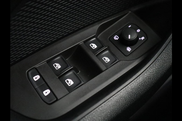 Škoda Octavia 1.0 e-TSI Sport | Carplay | Sfeerverlichting | Sportstoelen | Navigatie | Parkeerhulp | Climate control | Cruise control Škoda Octavia 1.0 e-TSI Sport | Carplay | Sfeerverlichting | Sportstoelen | Navigatie | Parkeerhulp | Climate control | Cruise control