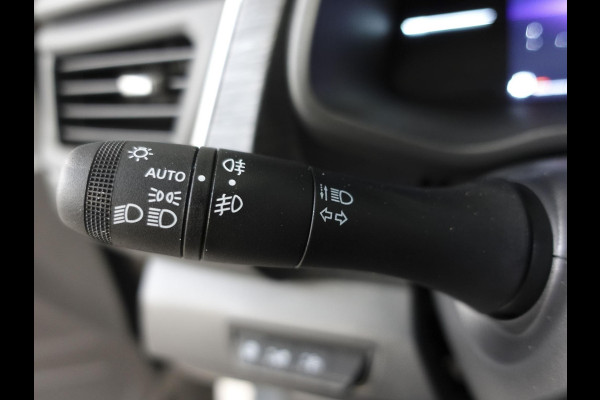 Renault Trafic 2.0 Blue dC1 150 EDC T29 L2H1 Extra DC Automaat Trekhaak Navigatie Camera Renault Trafic 2.0 Blue dC1 150 EDC T29 L2H1 Extra DC Automaat Trekhaak Navigatie Camera