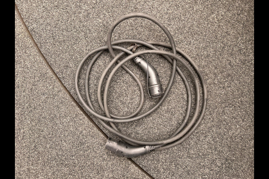 Audi Q4 e-tron 35 Launch edition Advanced 55 kWh * SOG 93% Origineel Nederlands * Leder Stoelverwarming Carplay Keyless