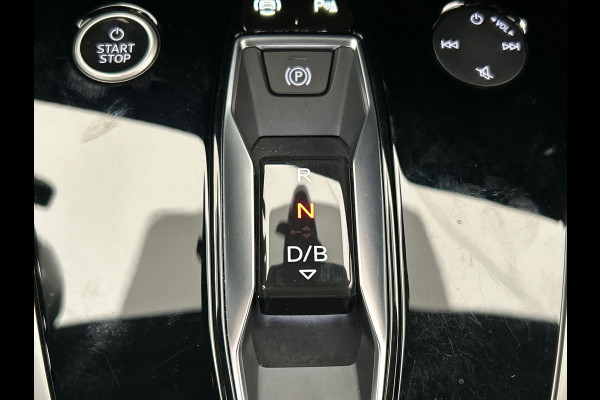 Audi Q4 e-tron 35 Launch edition Advanced 55 kWh * SOG 93% Origineel Nederlands * Leder Stoelverwarming Carplay Keyless
