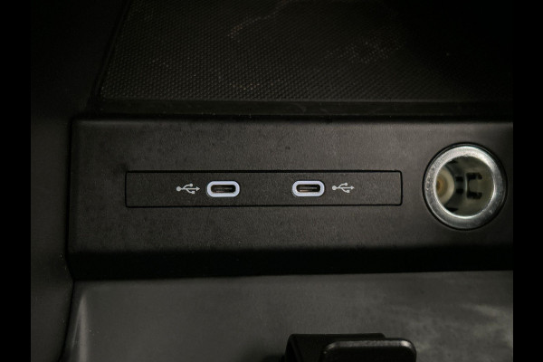 Audi Q4 e-tron 35 Launch edition Advanced 55 kWh * SOG 93% Origineel Nederlands * Leder Stoelverwarming Carplay Keyless