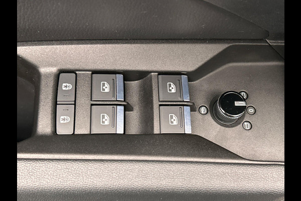 Audi Q4 e-tron 35 Launch edition Advanced 55 kWh * SOG 93% Origineel Nederlands * Leder Stoelverwarming Carplay Keyless