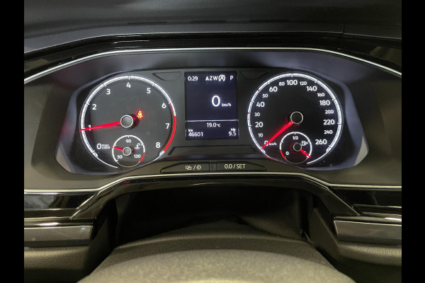 Volkswagen Polo 1.0 TSI Highline Navigatie Apple Carplay/Android Auto Adaptieve Cruise Control Lichtmetalen velgen Climate Control
