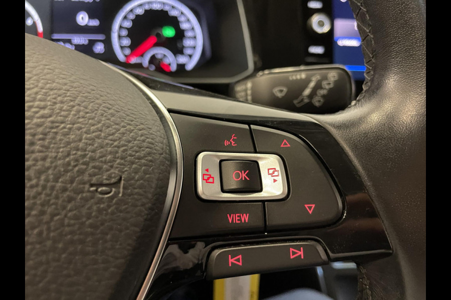 Volkswagen Polo 1.0 TSI Highline Navigatie Apple Carplay/Android Auto Adaptieve Cruise Control Lichtmetalen velgen Climate Control