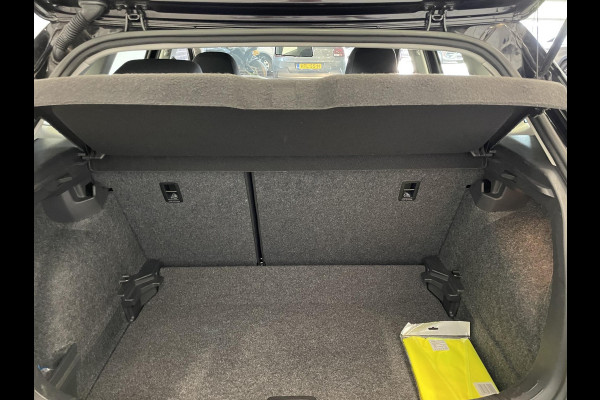 Volkswagen Polo 1.0 TSI Highline Navigatie Apple Carplay/Android Auto Adaptieve Cruise Control Lichtmetalen velgen Climate Control