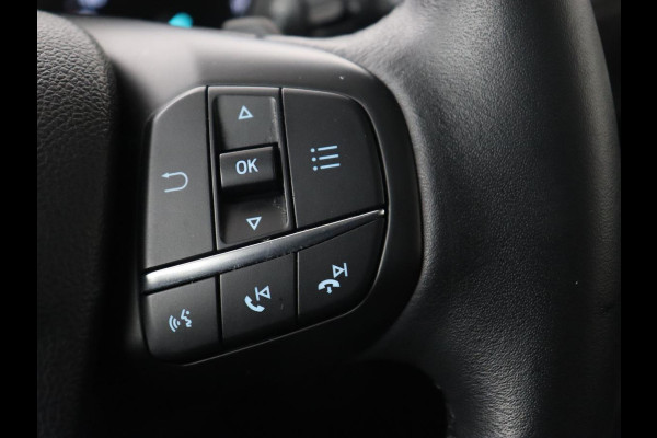 Ford Focus 1.0 EcoBoost Titanium | Automaat | Carplay | Navigatie | Keyless | Parkeerhulp | Climate control | Cruise control | Bluetooth Ford Focus 1.0 EcoBoost Titanium | Automaat | Carplay | Navigatie | Keyless | Parkeerhulp | Climate control | Cruise control | Bluetooth