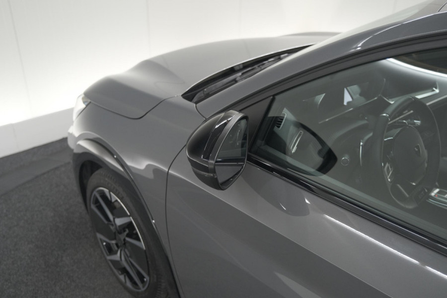 Peugeot 208 Hybrid 100 e-DCS6 GT | 360 Camera | Pack Alcantara | Dodehoekdetectie | Stoelmassage Peugeot 208 Hybrid 100 e-DCS6 GT | 360 Camera | Pack Alcantara | Dodehoekdetectie | Stoelmassage