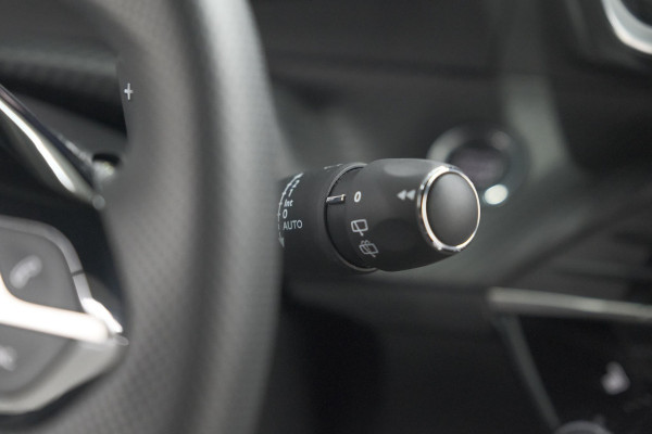 Peugeot 208 Hybrid 100 e-DCS6 GT | 360 Camera | Pack Alcantara | Dodehoekdetectie | Stoelmassage Peugeot 208 Hybrid 100 e-DCS6 GT | 360 Camera | Pack Alcantara | Dodehoekdetectie | Stoelmassage