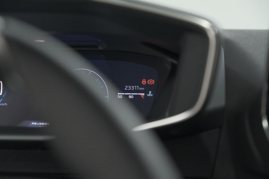Peugeot 208 Hybrid 100 e-DCS6 GT | 360 Camera | Pack Alcantara | Dodehoekdetectie | Stoelmassage Peugeot 208 Hybrid 100 e-DCS6 GT | 360 Camera | Pack Alcantara | Dodehoekdetectie | Stoelmassage