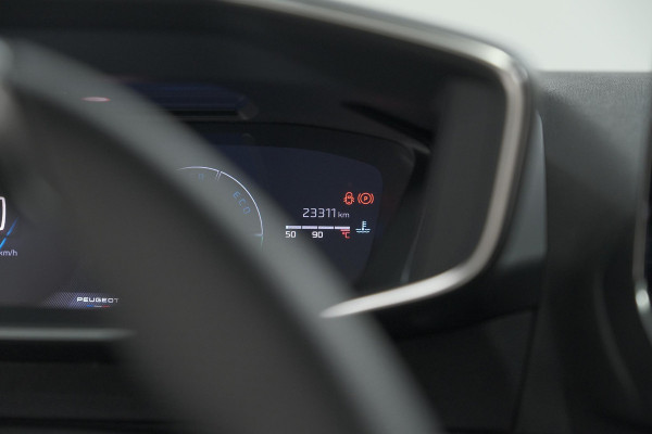 Peugeot 208 Hybrid 100 e-DCS6 GT | 360 Camera | Pack Alcantara | Dodehoekdetectie | Stoelmassage Peugeot 208 Hybrid 100 e-DCS6 GT | 360 Camera | Pack Alcantara | Dodehoekdetectie | Stoelmassage