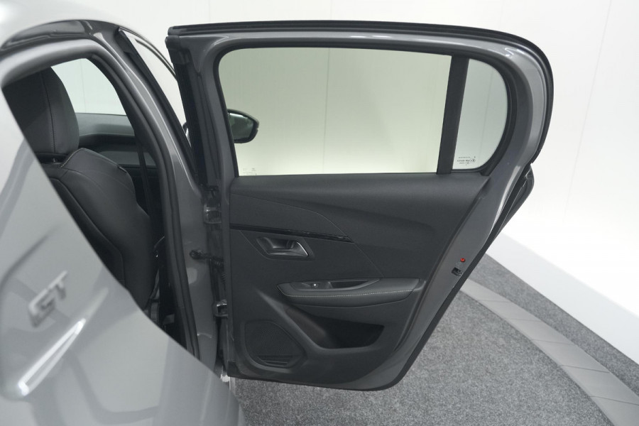 Peugeot 208 Hybrid 100 e-DCS6 GT | 360 Camera | Pack Alcantara | Dodehoekdetectie | Stoelmassage Peugeot 208 Hybrid 100 e-DCS6 GT | 360 Camera | Pack Alcantara | Dodehoekdetectie | Stoelmassage