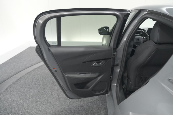 Peugeot 208 Hybrid 100 e-DCS6 GT | 360 Camera | Pack Alcantara | Dodehoekdetectie | Stoelmassage Peugeot 208 Hybrid 100 e-DCS6 GT | 360 Camera | Pack Alcantara | Dodehoekdetectie | Stoelmassage