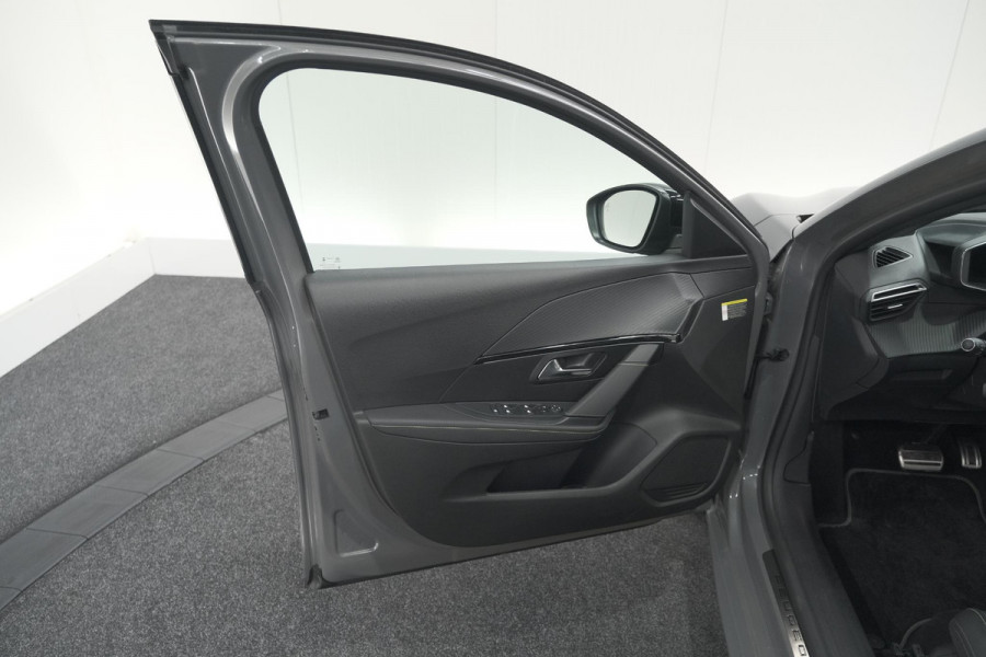 Peugeot 208 Hybrid 100 e-DCS6 GT | 360 Camera | Pack Alcantara | Dodehoekdetectie | Stoelmassage Peugeot 208 Hybrid 100 e-DCS6 GT | 360 Camera | Pack Alcantara | Dodehoekdetectie | Stoelmassage