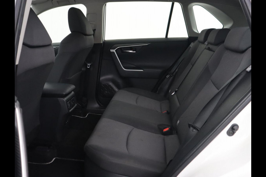 Toyota RAV4 2.5 Hybrid Business | Trekhaak | Adaptive cruise | Camera | Carplay | Digital Cockpit | Climate control | Parkeerhulp | Full LED Toyota RAV4 2.5 Hybrid Business | Trekhaak | Adaptive cruise | Camera | Carplay | Digital Cockpit | Climate control | Parkeerhulp | Full LED