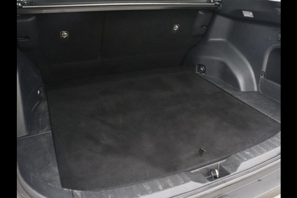 Toyota RAV4 2.5 Hybrid Business | Trekhaak | Adaptive cruise | Camera | Carplay | Digital Cockpit | Climate control | Parkeerhulp | Full LED Toyota RAV4 2.5 Hybrid Business | Trekhaak | Adaptive cruise | Camera | Carplay | Digital Cockpit | Climate control | Parkeerhulp | Full LED